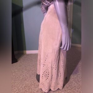 Danier Leather cream suede A line skirt with scalloped hem and cutout pattern